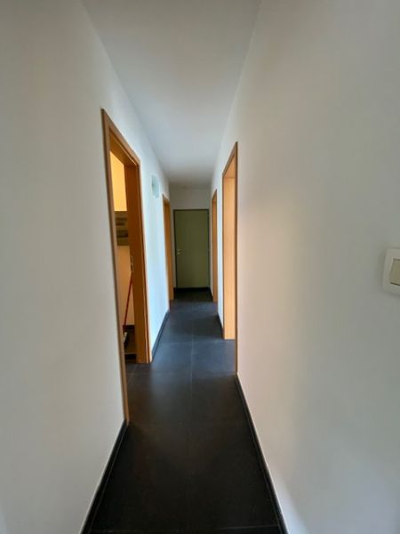 Gelijkvloers 2 slaapkamer appartement met garage in centrum van Geel foto 9