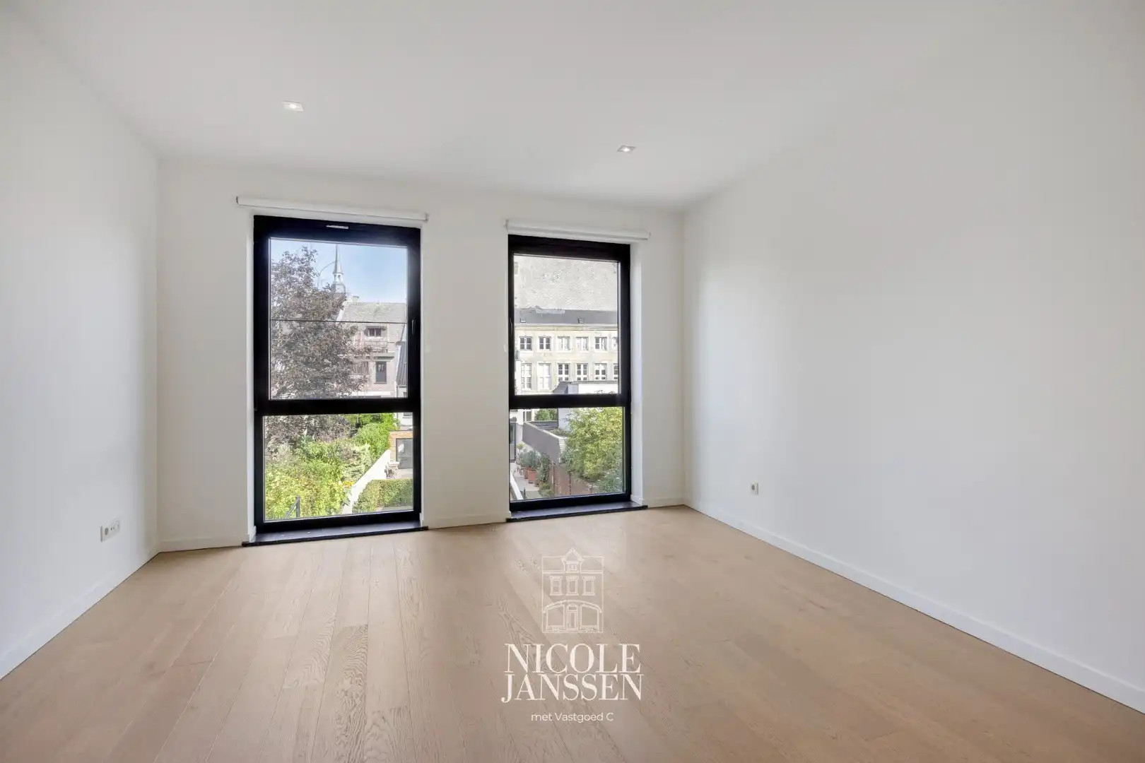 Triplexappartement met tuin foto 15