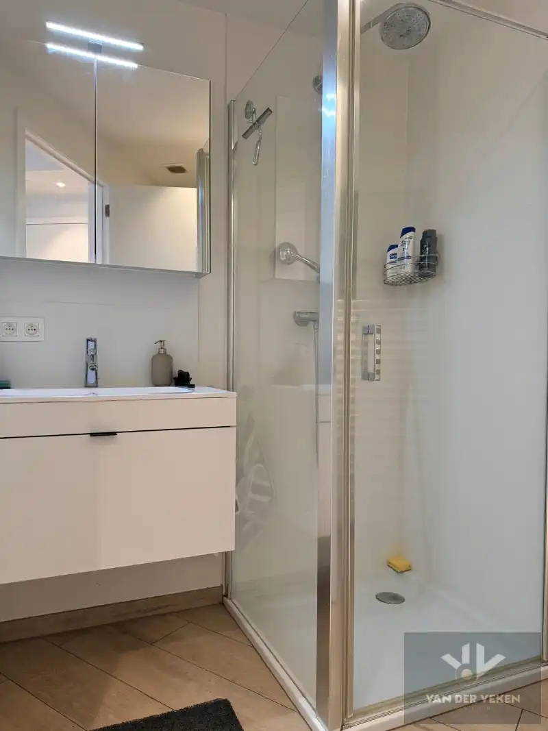 STUDIO OP EEN TOPLOCATIE!! foto 6