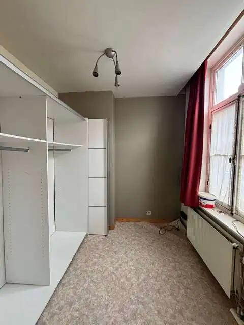 Comfortabele 4-slaapkamerwoning met ruim TERRAS te koop in Brugge foto 9