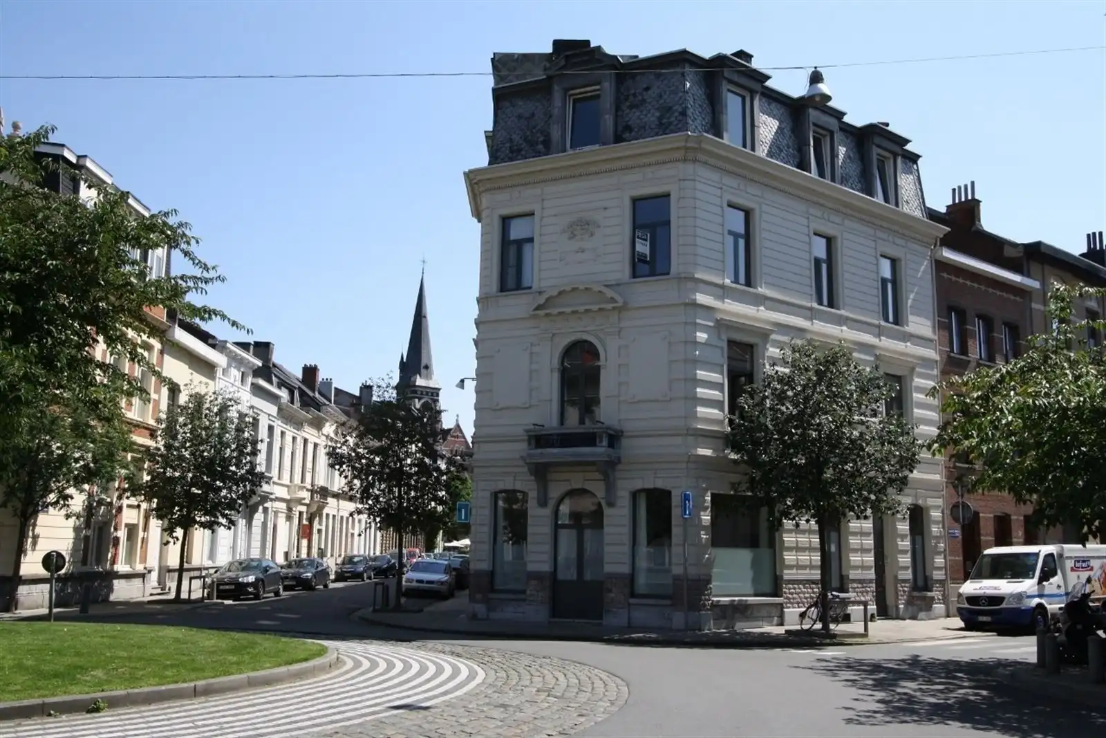 1-slpk Appartement aan de bruisende Dageraadplaats foto 9