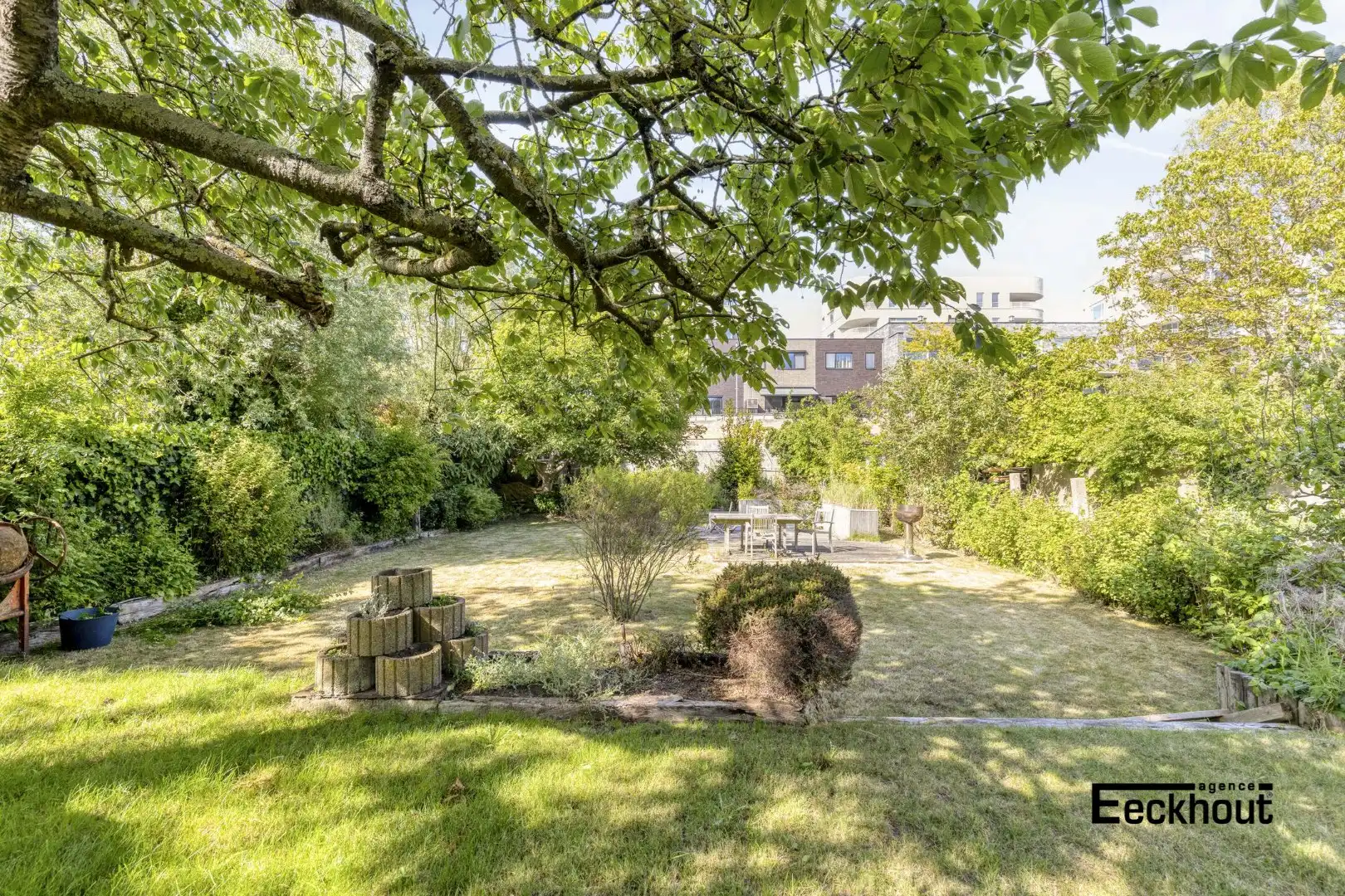 Voormalige pastoriewoning met grote, zonnige tuin op charmante ligging! foto 21