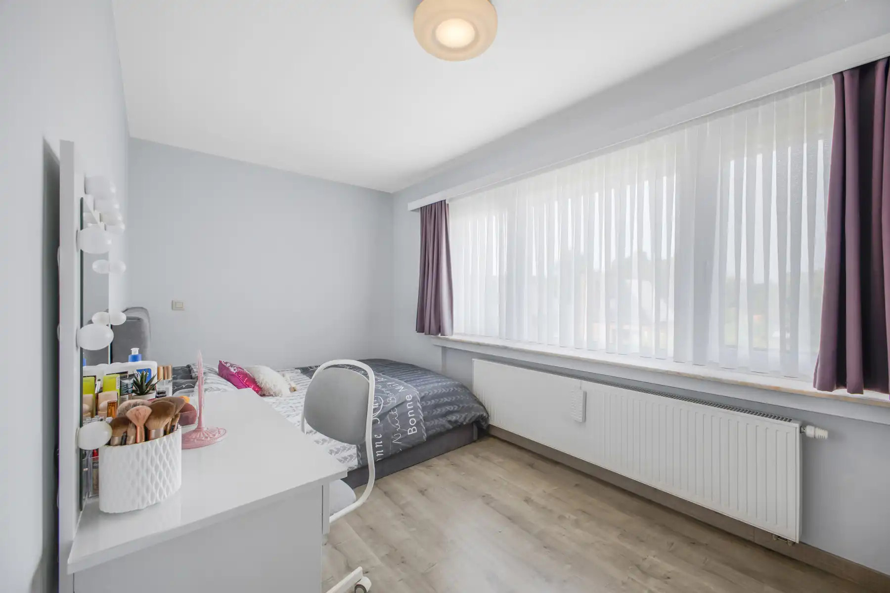 Goed gelegen woning met drie slaapkamers en garage foto 13