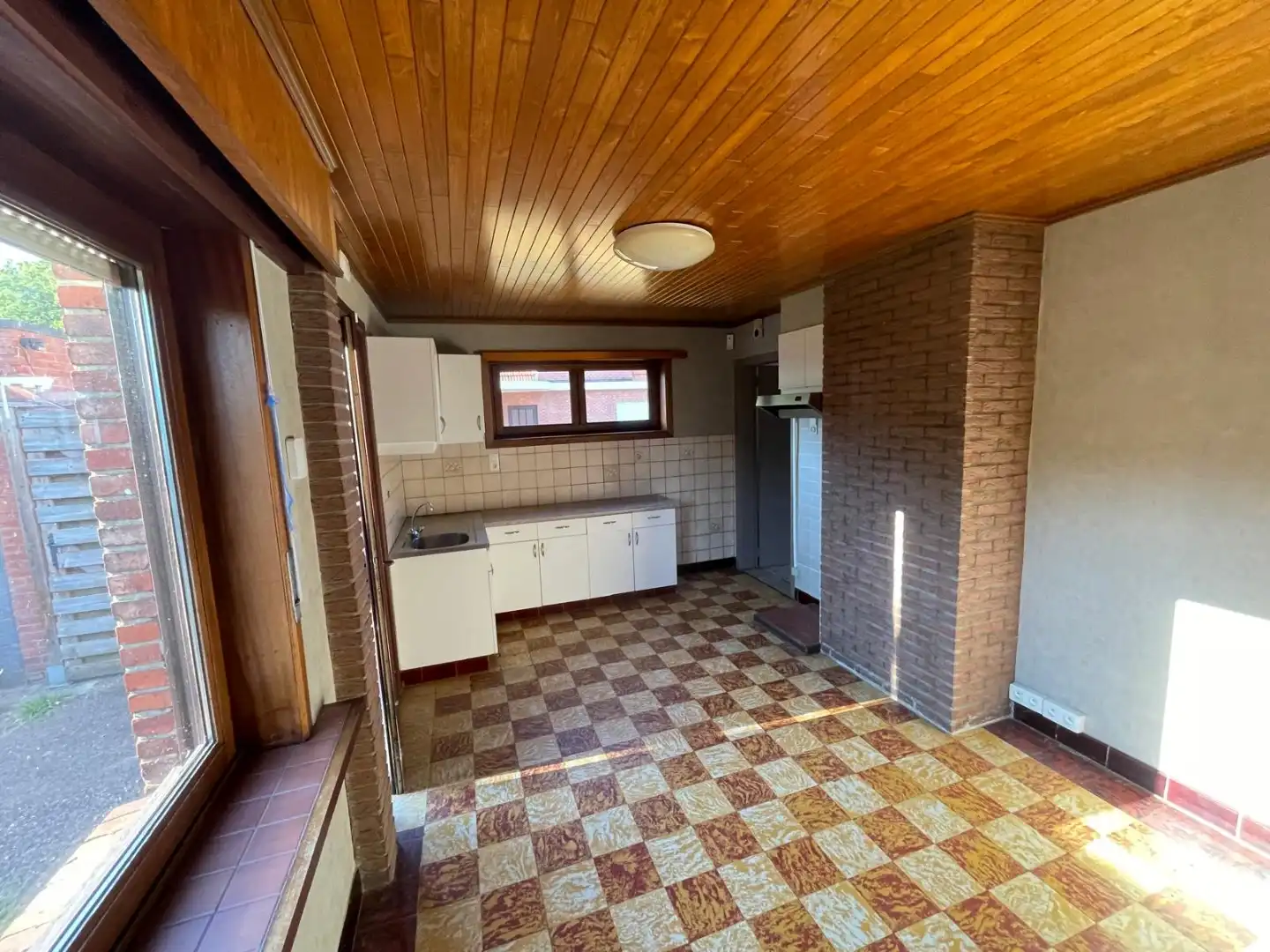 Vrijstaande woning met potentieel op ruim breed (30m) perceel – Regio Mol (Millegem) foto 7