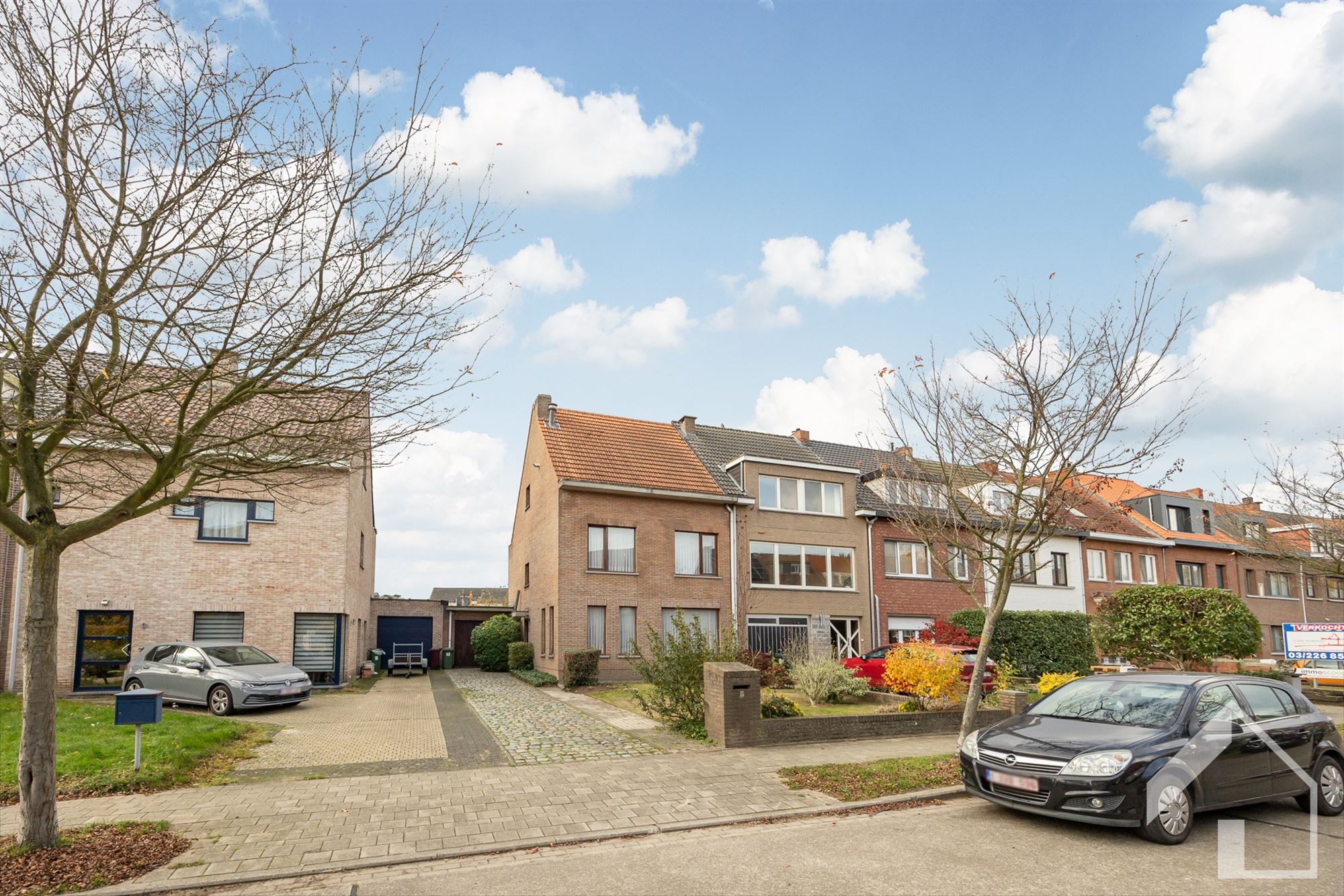 Deels te renoveren woning foto 23