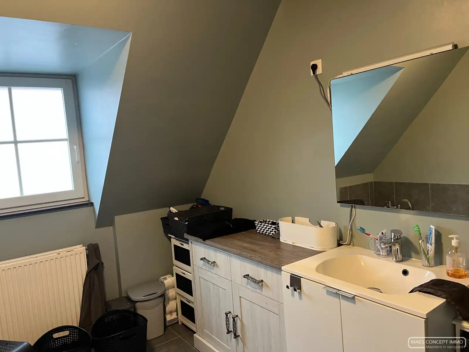 Mooie hoekwoning te huur in Desselgem met tuin en garage foto 10