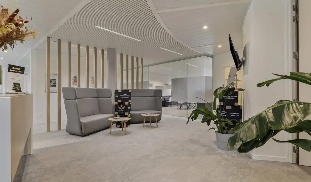 High-end gemeubelde kantoren te koop op The Loop in Gent foto 4