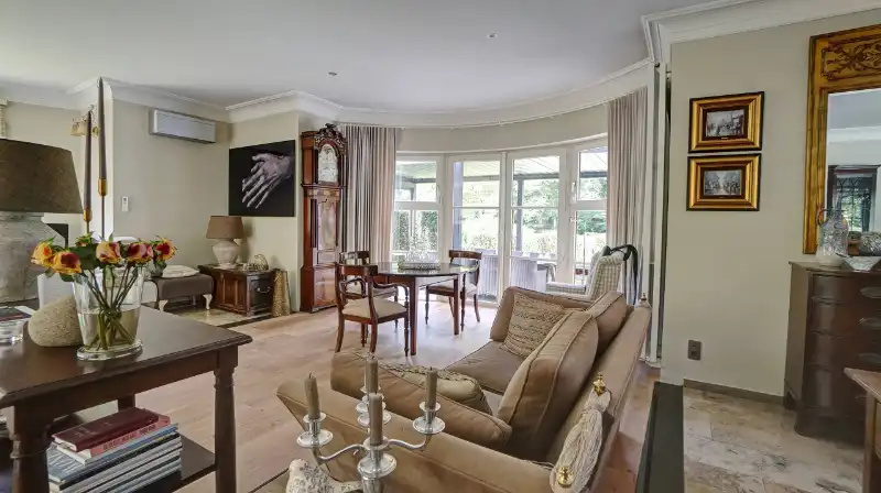 Standingvolle villa 560m² op 29 are met openluchtzwembad foto 5