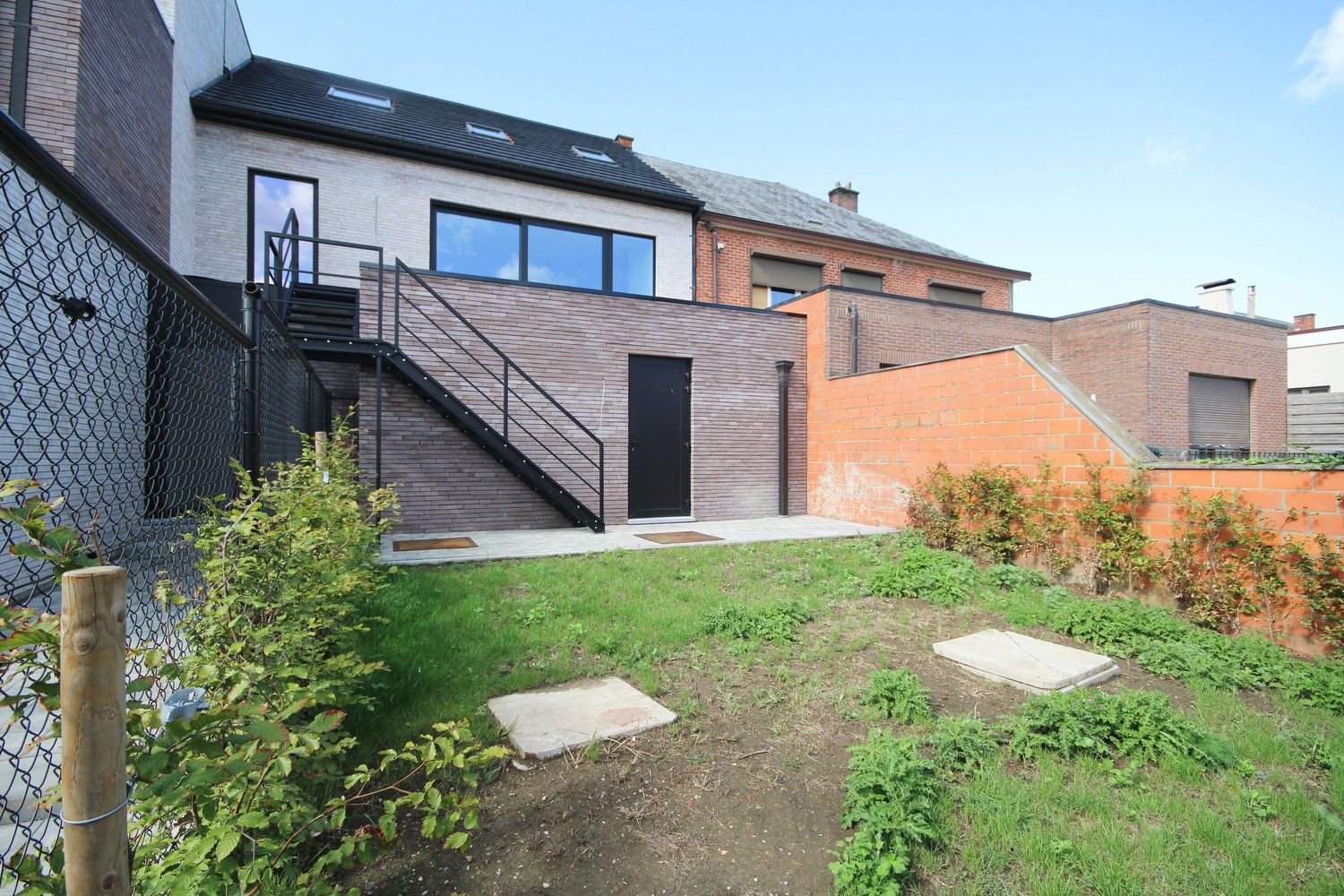 Instapklare nieuwbouw duplex te huur in Sint-Truiden! foto 24