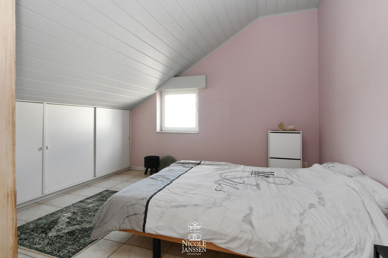 Woonst met studio en handelspand te koop foto 39