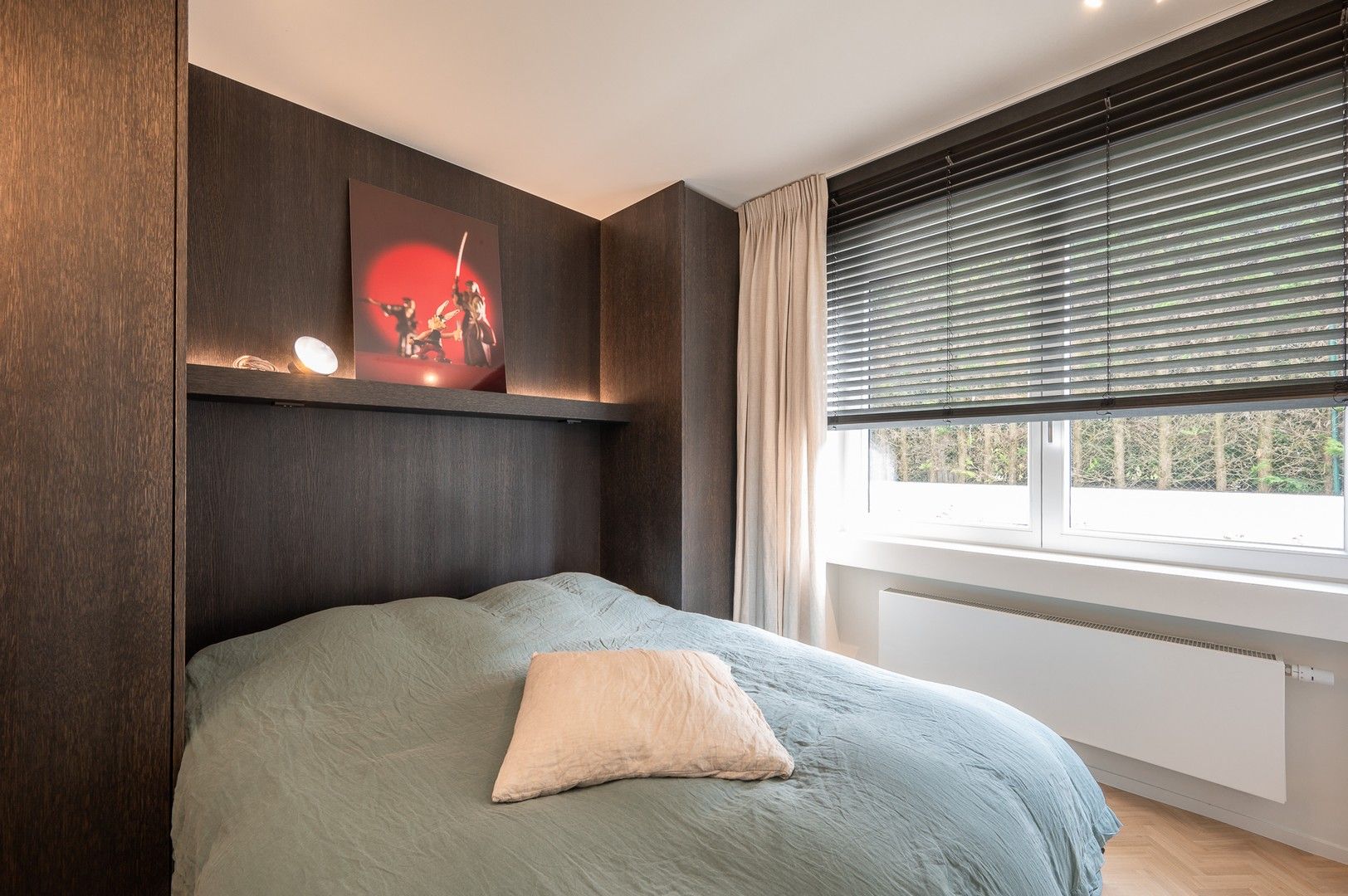 Prachtig tuinappartement met 3 volwaardige slaapkamers, gelegen in een paadje op een topligging in het Zoute. foto 23
