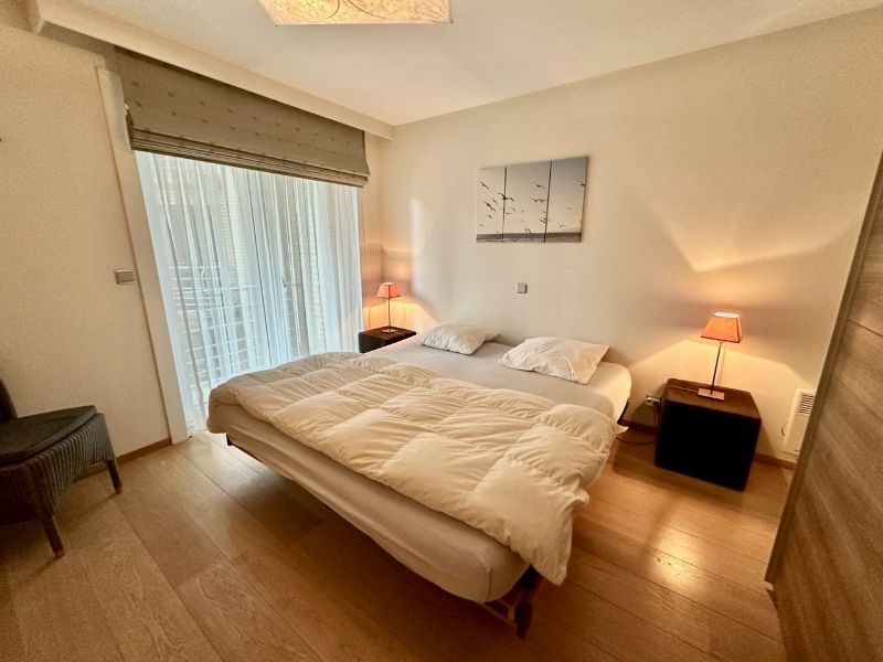 Res. Commodore - gemeubeld 2 slpk app. met kelder en mogelijkheid tot huren van garage ! foto 13