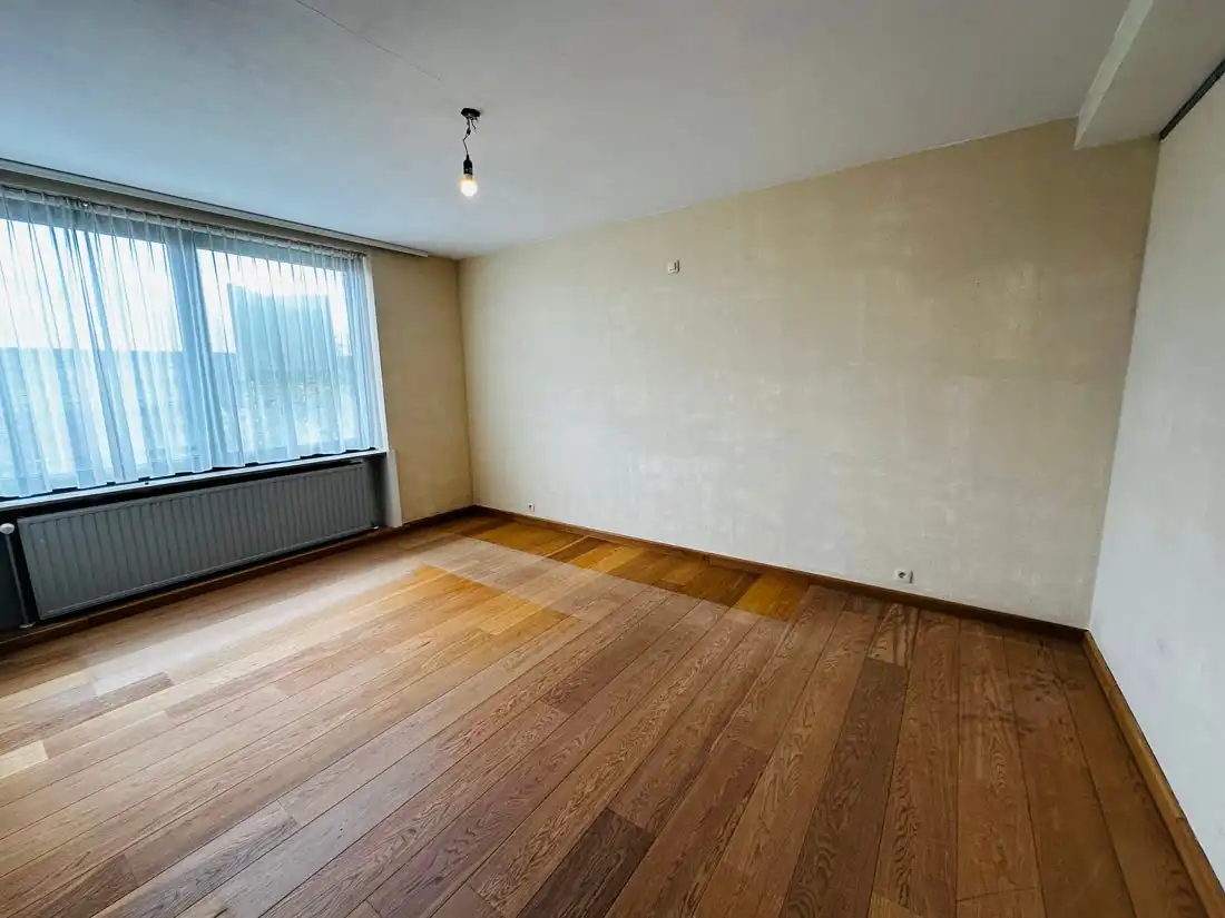 Authentiek 3 SLAAPKAMERappartement net buiten de Kleine Ring van Hasselt foto 15