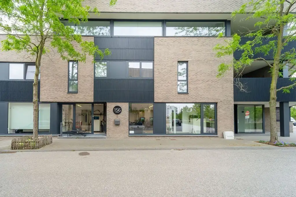 UITSTEKENDE OPBRENGSTENEIGENDOM - MODERNE COMMERCIËLE HANDELSRUIMTE MET BERGING OP TOPLOCATIE NABIJ HASSELT CENTRUM VANAF 295.000 EURO foto 16