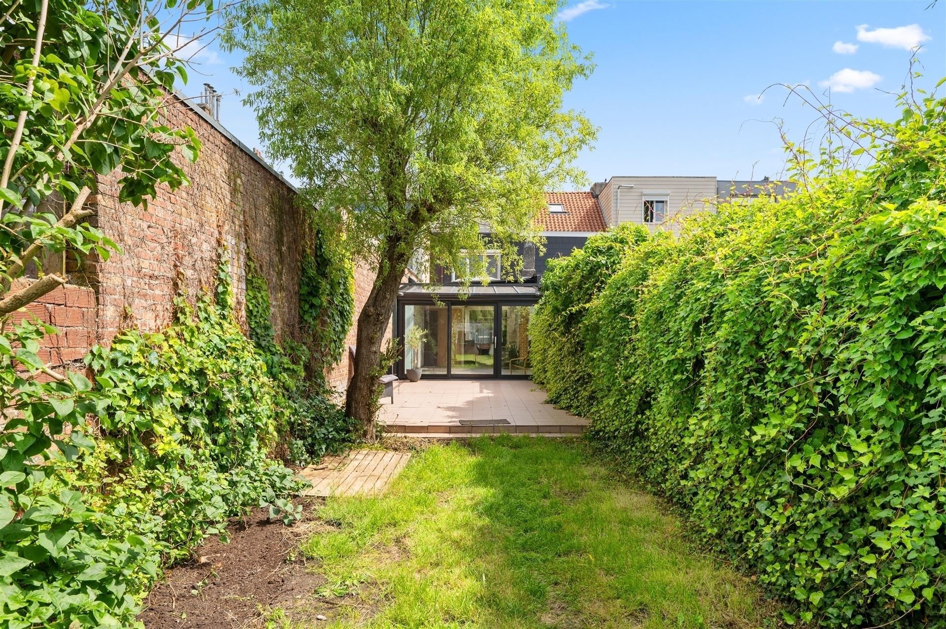 Huis met 4 slaapkamers en Zuid-West gerichte tuin foto 3