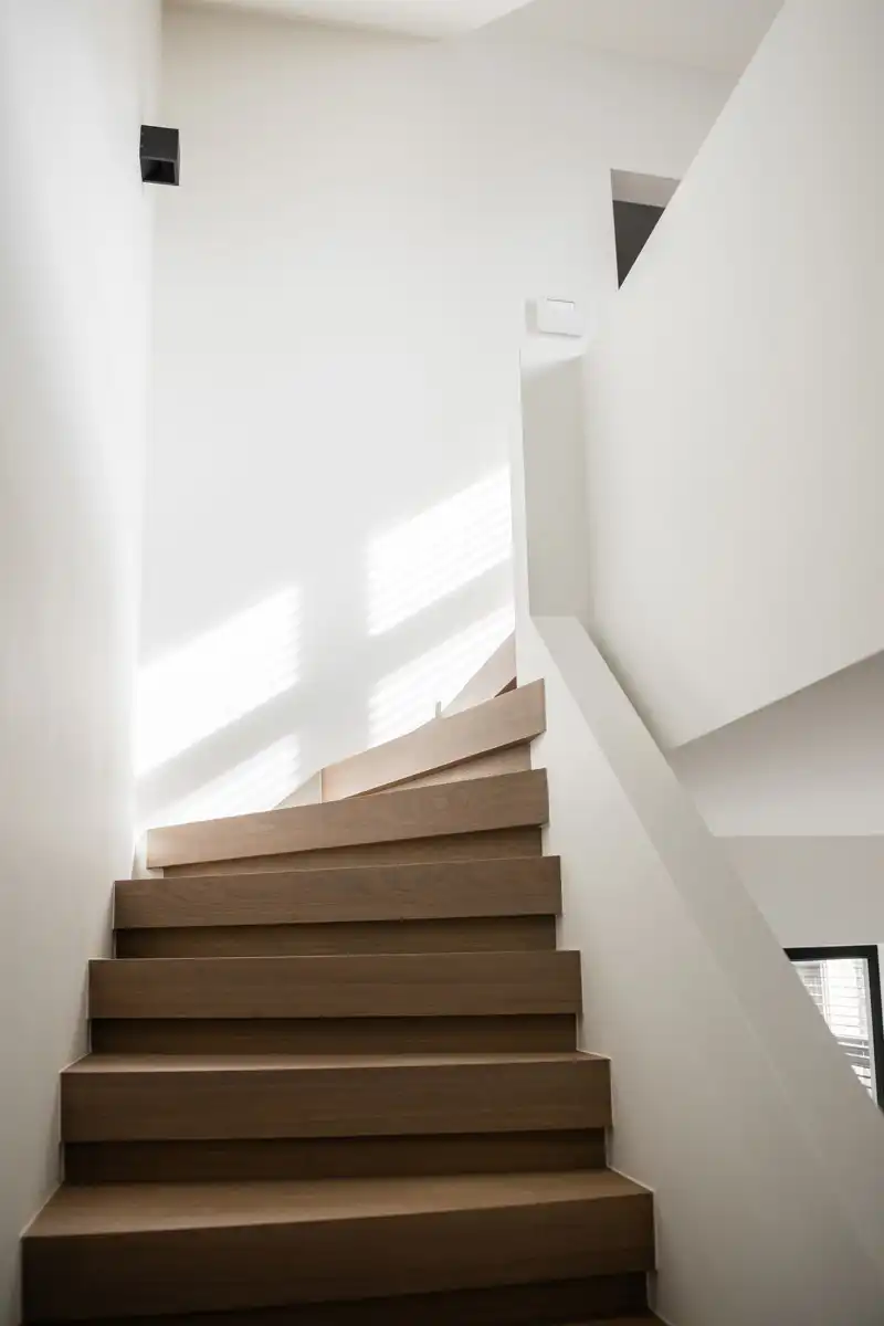 Exclusieve instapklare woning met zwembad en open groenzicht foto 40