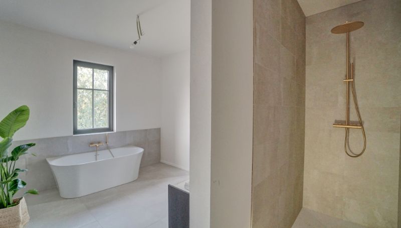 Ruime luxe nieuwbouwvilla van 368m² op 6 are 36 ca foto 13