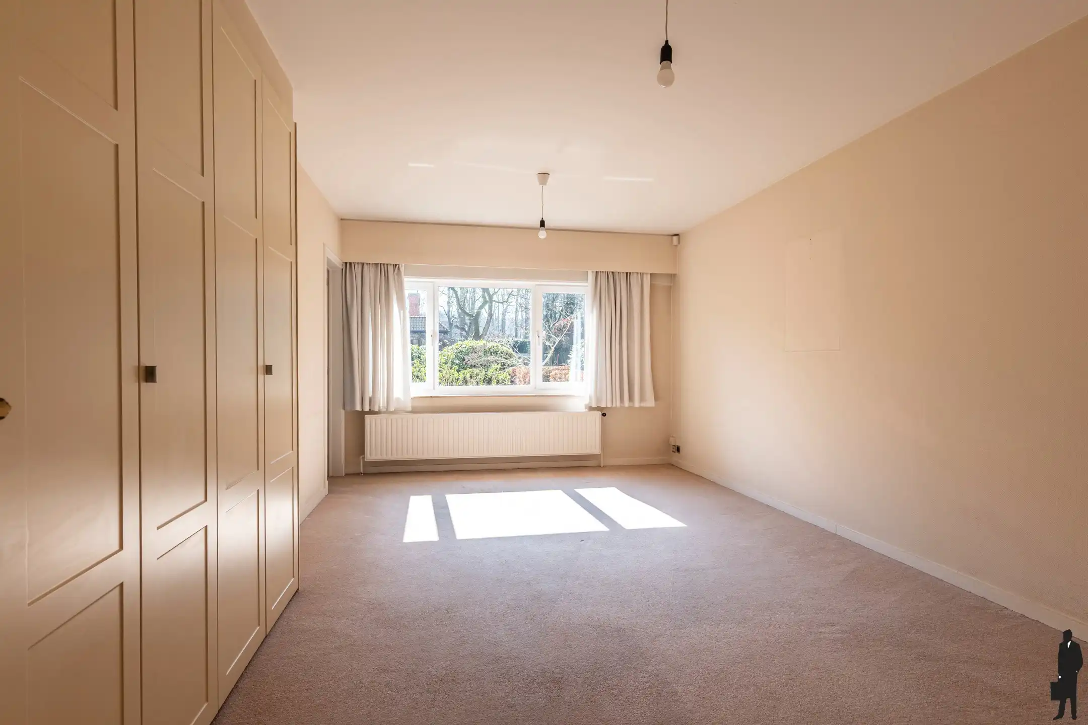 Gelijkvloerse woning met renovatiepotentieel op ca. 1.720 m² foto 12