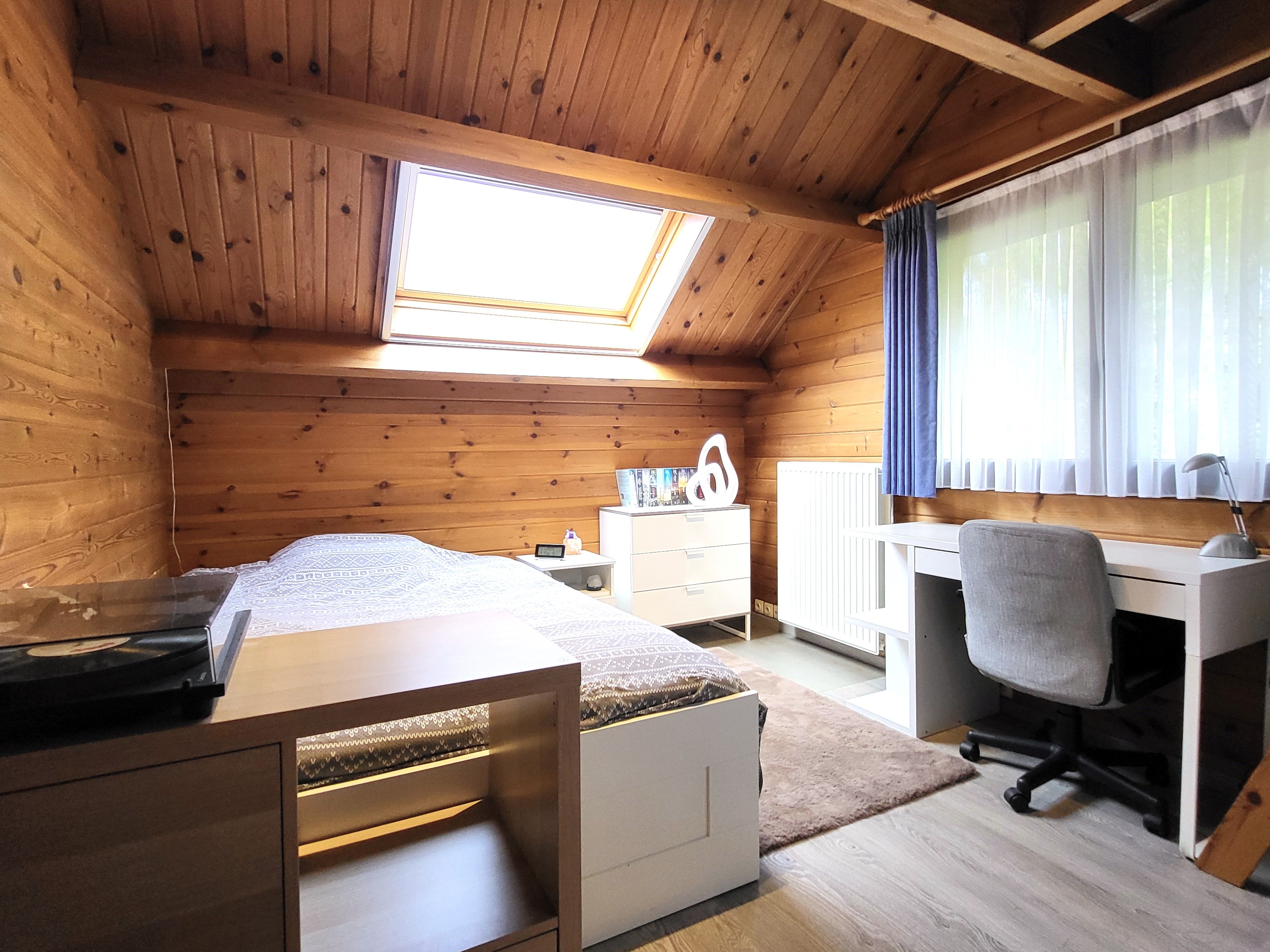 Charmante instapklare woning op 976m² met 3 slaapkamers, leefveranda en mooie grote tuin!  foto 23
