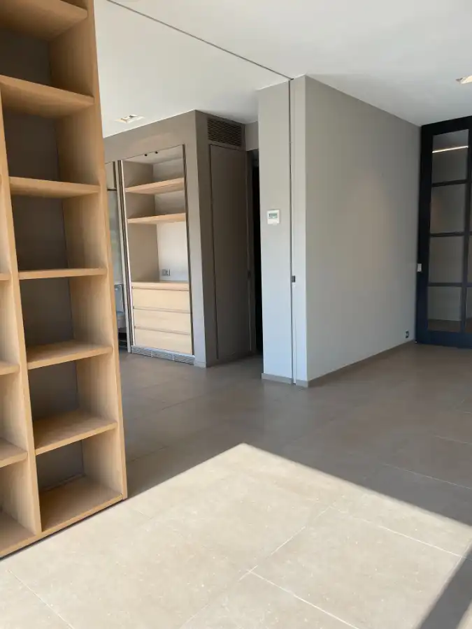 LUXE APPARTEMENT + zeer riant zongericht terras, dubbele garage & (wijn)kelder foto 36