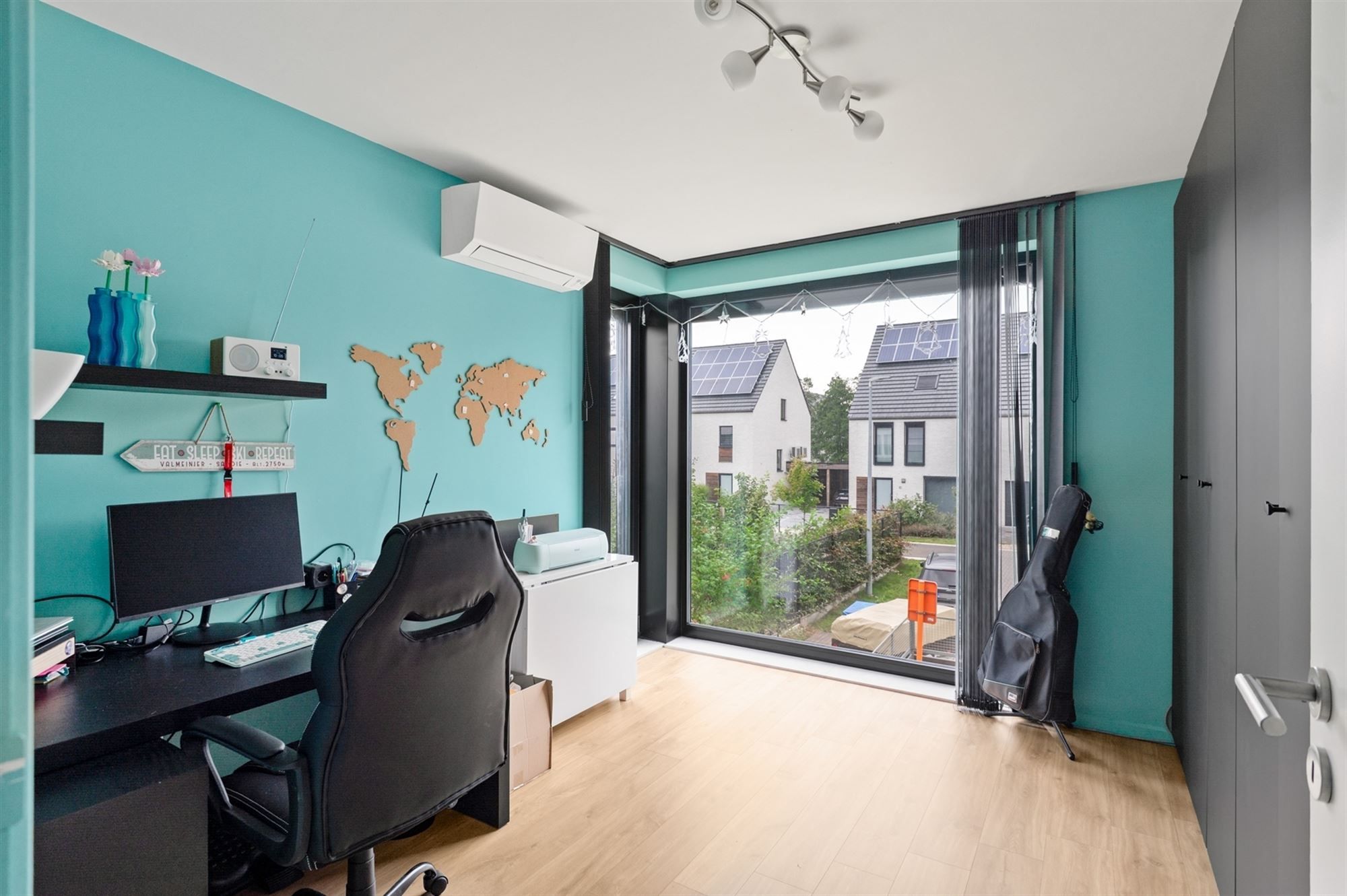 Energiezuinige woning, uiterst gunstig gelegen te Sint-Katelijne-Waver foto 10