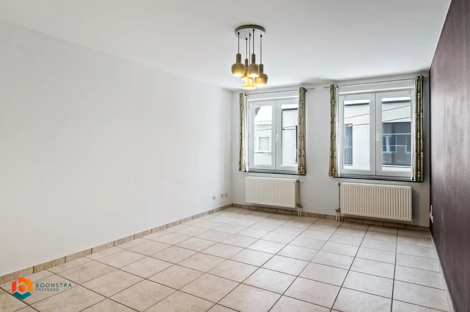 Instapklare rijwoning in centrum Heist foto 10