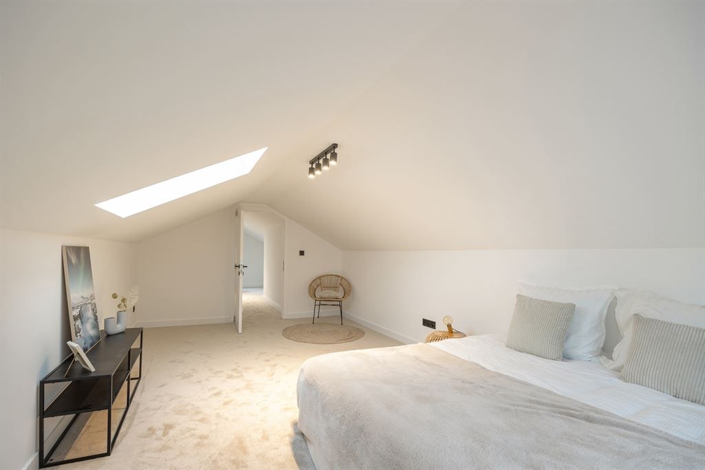 Stijlvol gerenoveerde villa met ruime tuin foto 26