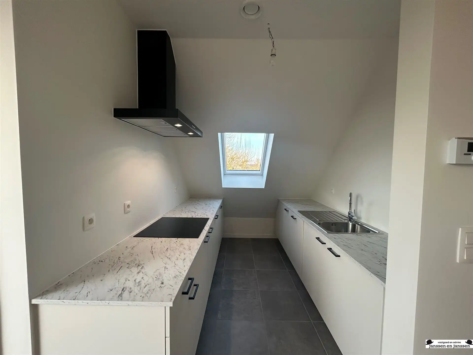 Gezellig appartement met 1 slaapkamer, autostaanplaats en berging foto 8