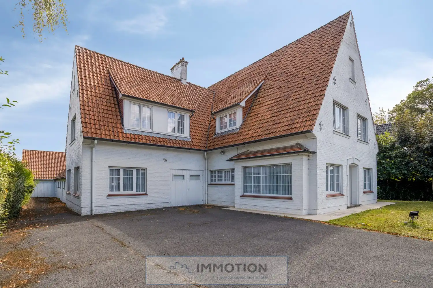 Authentieke villa met werk- of hobbyruimte in Marke foto 3