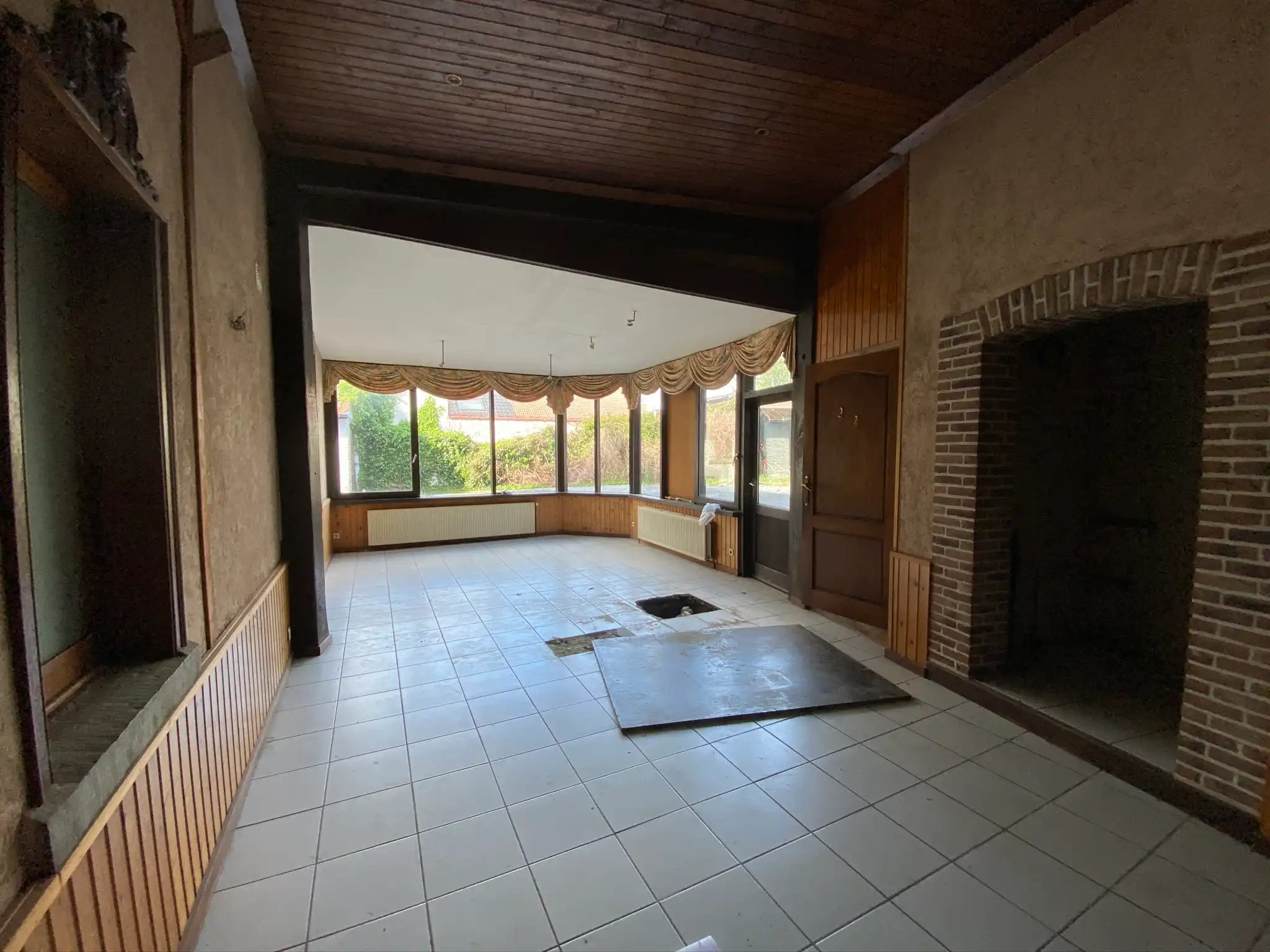 Zeer grondig te renoveren gebouw boordevol karakter foto 5