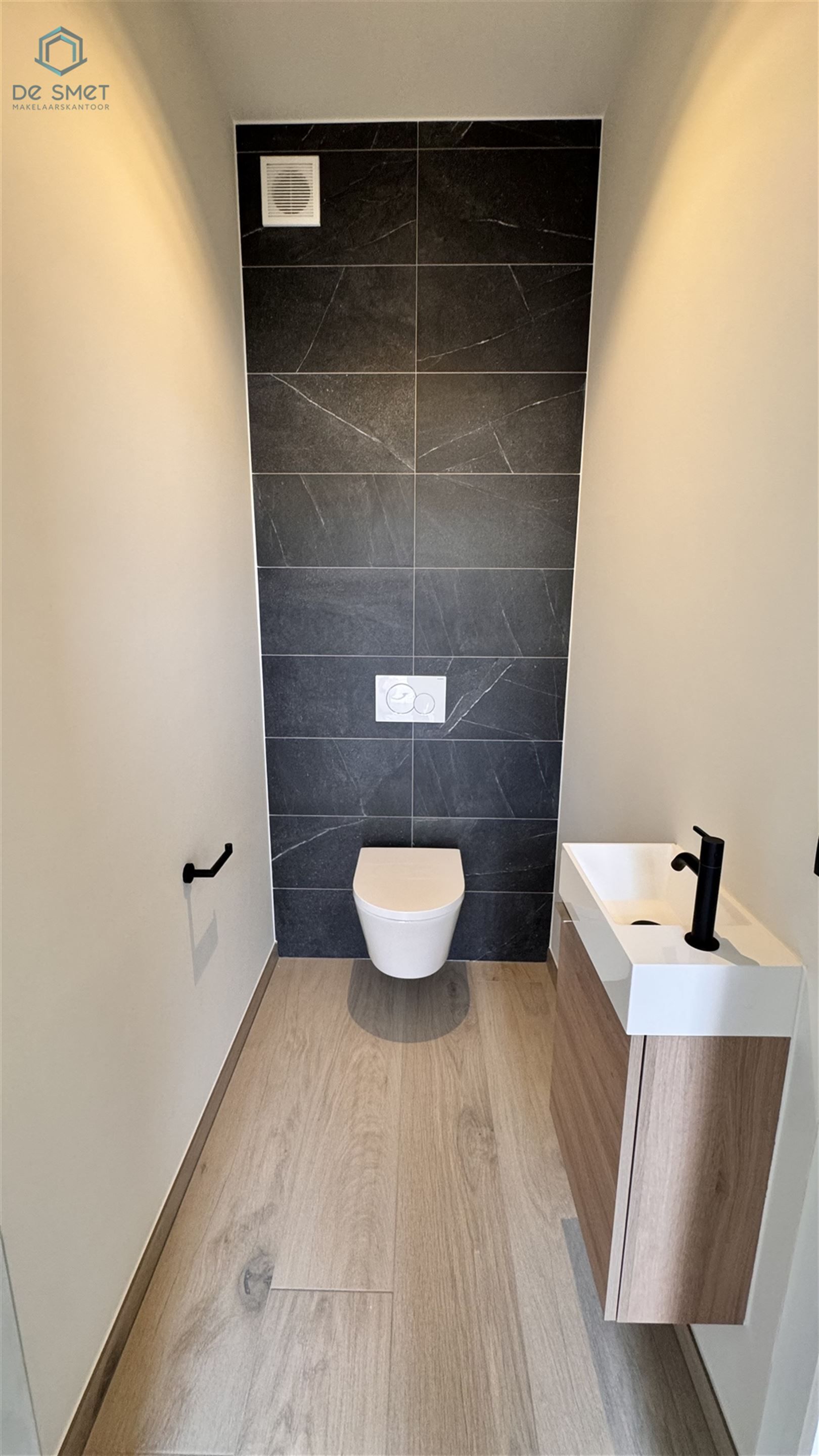 GERENOVEERDE WONING MET 3 SLP EN TUINTJE TE ZANDBERGEN foto 9