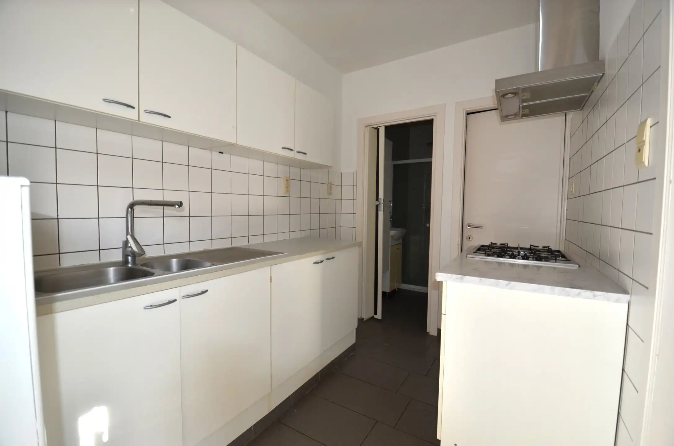 Knusse te renoveren laagbouw op TOP-ligging foto 11