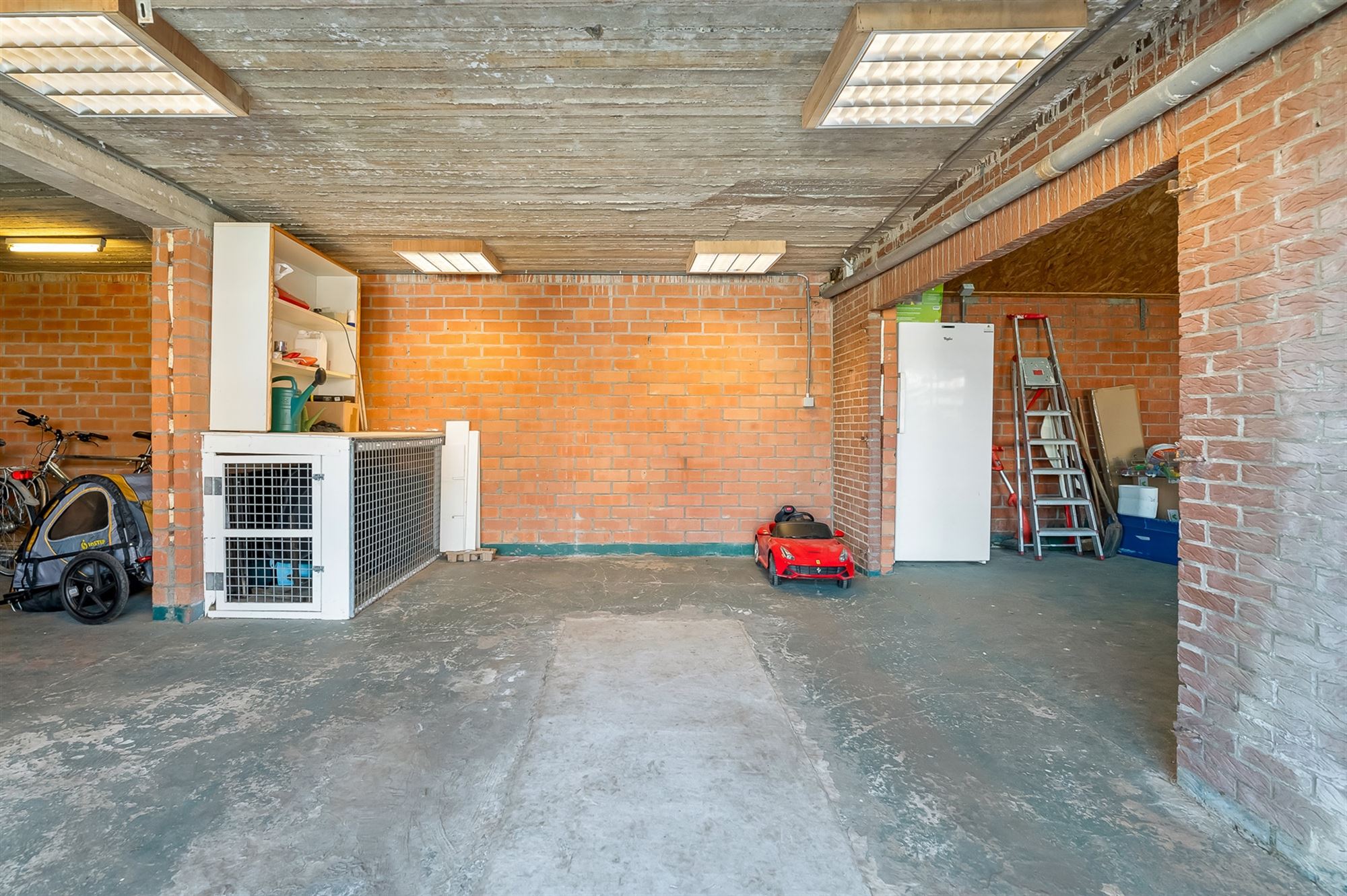 GERENOVEERDE WONING IN DOODLOPENDE STRAAT foto 25