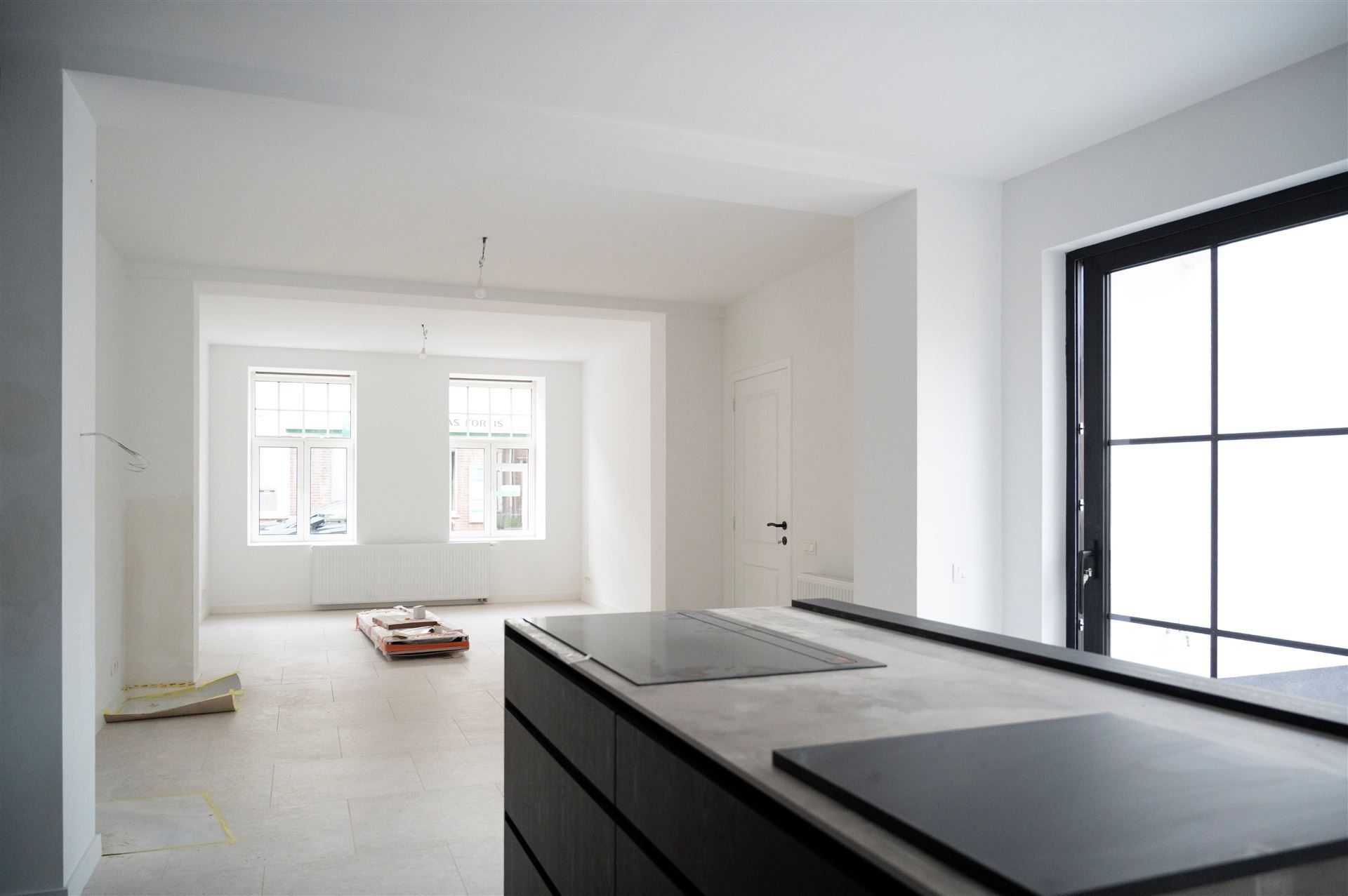 Prachtig gerenoveerde woning met tuin foto 3