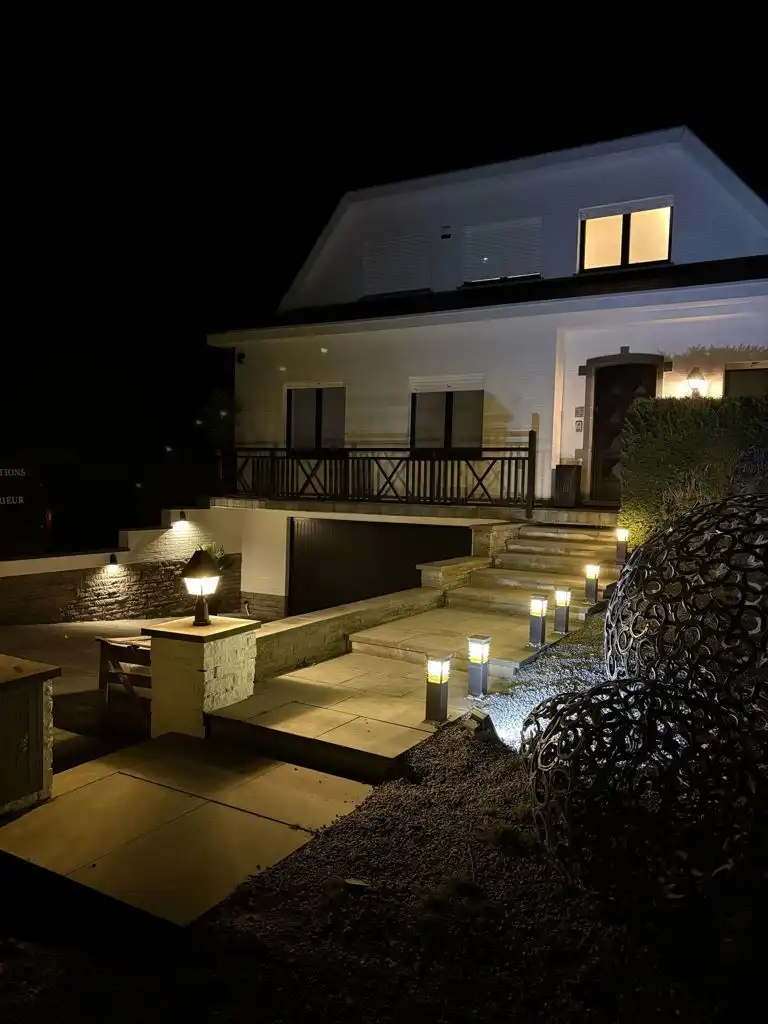 Grote villa op 22a met tuin, garage én bijgebouw foto 30