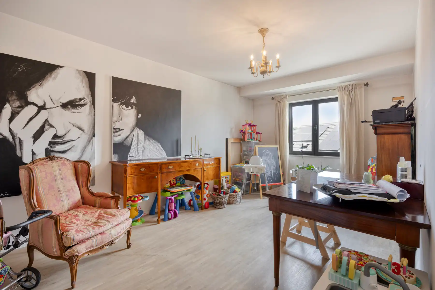 Luxueus en ruim 4 slaapkamerappartement op centrale ligging foto 11