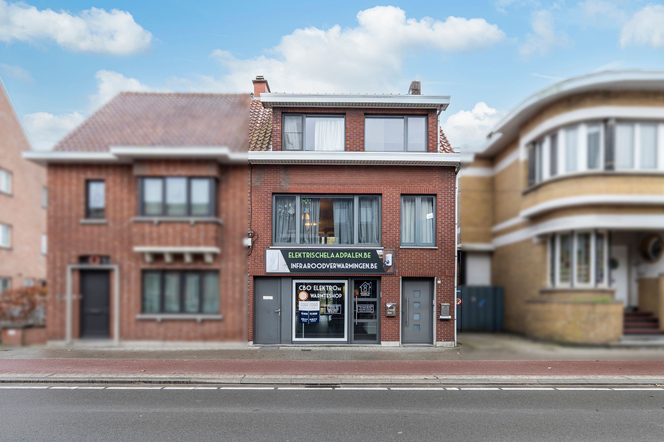 Hoofdfoto van de publicatie: Ruime woning met mogelijkheden te centrum Malle