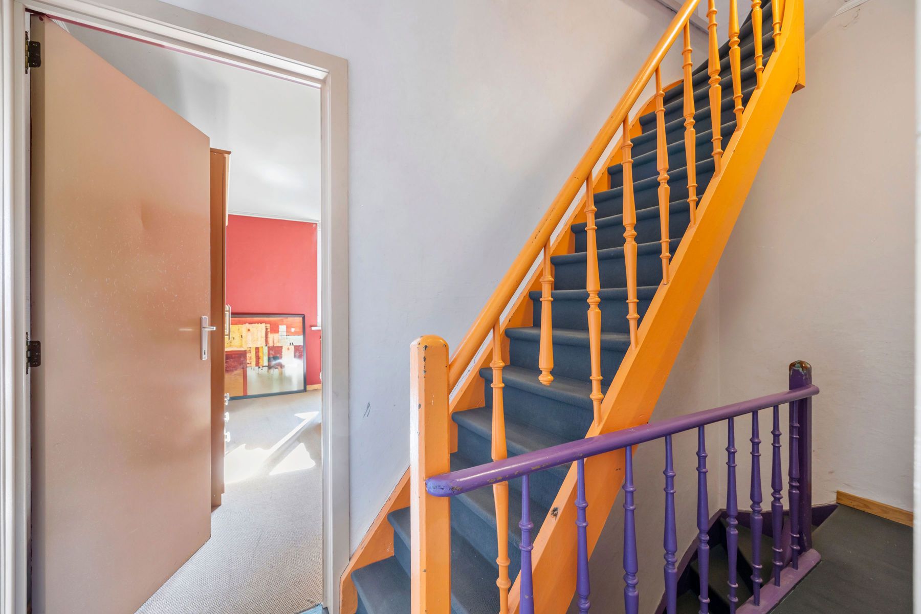 Charmante rijwoning met koer op geliefde locatie foto 10