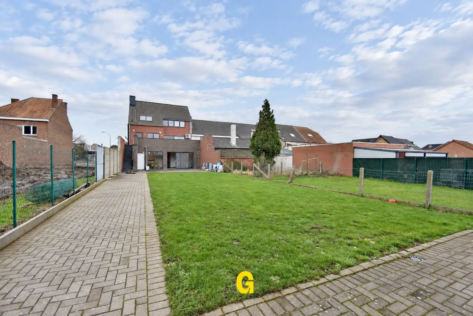 Ruim en degelijk gelijkvloersappartement met groot terras en tuintje   foto 21