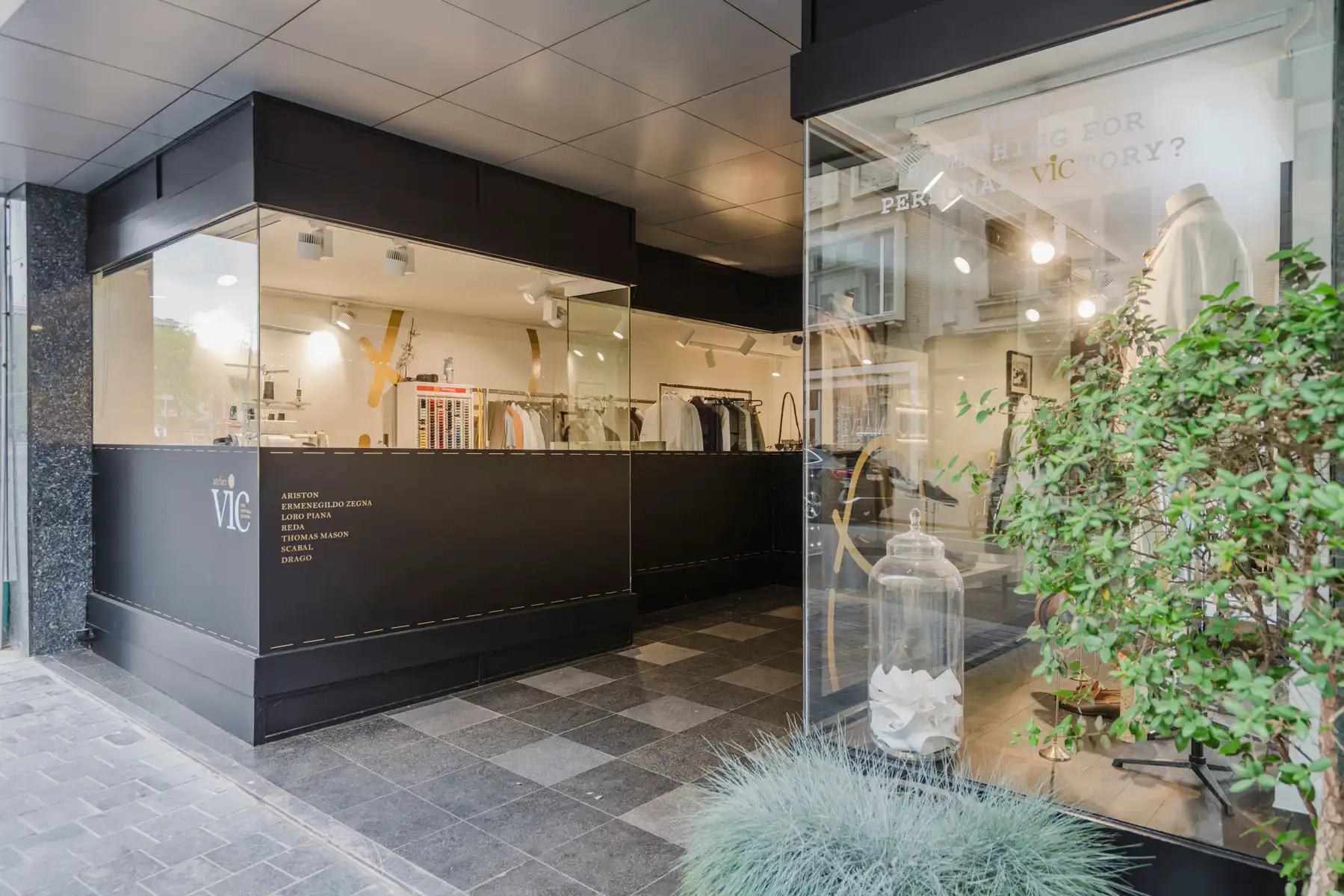 Commercieel handelsgelijkvloers op TOPLIGGING in hartje Kortrijk foto 3