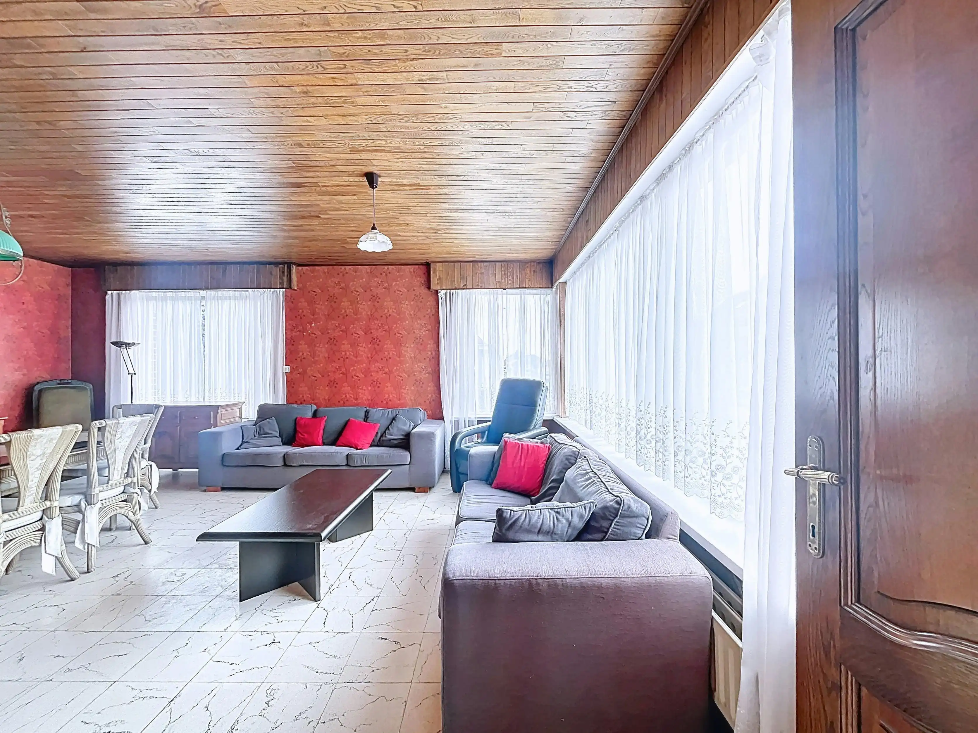 Huis met 3 slaapkamers te koop in centrum Ursel foto 2