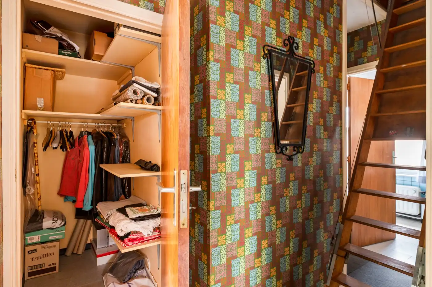 Te renoveren woning met 3 slpk., garage en tuintje foto 19