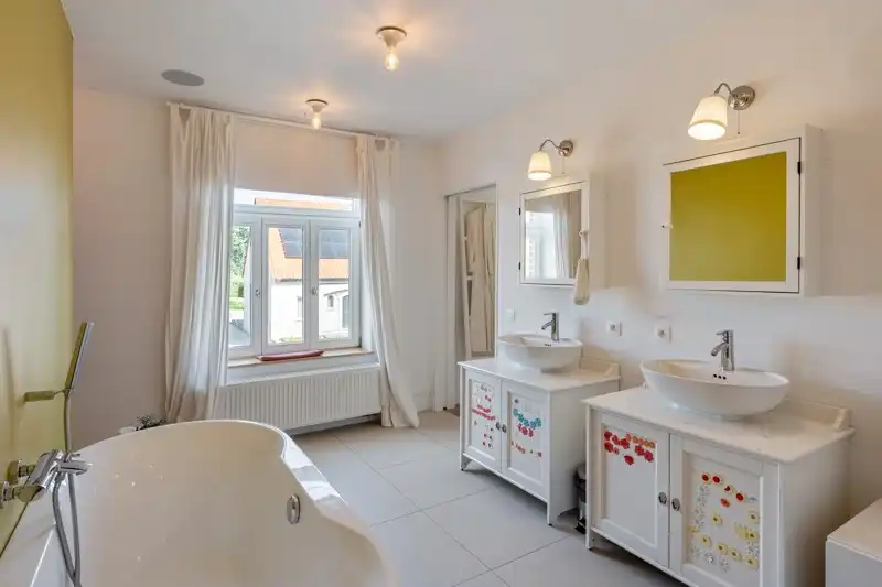 Unieke, energiezuinige herenwoning met karakter op 36are foto 33
