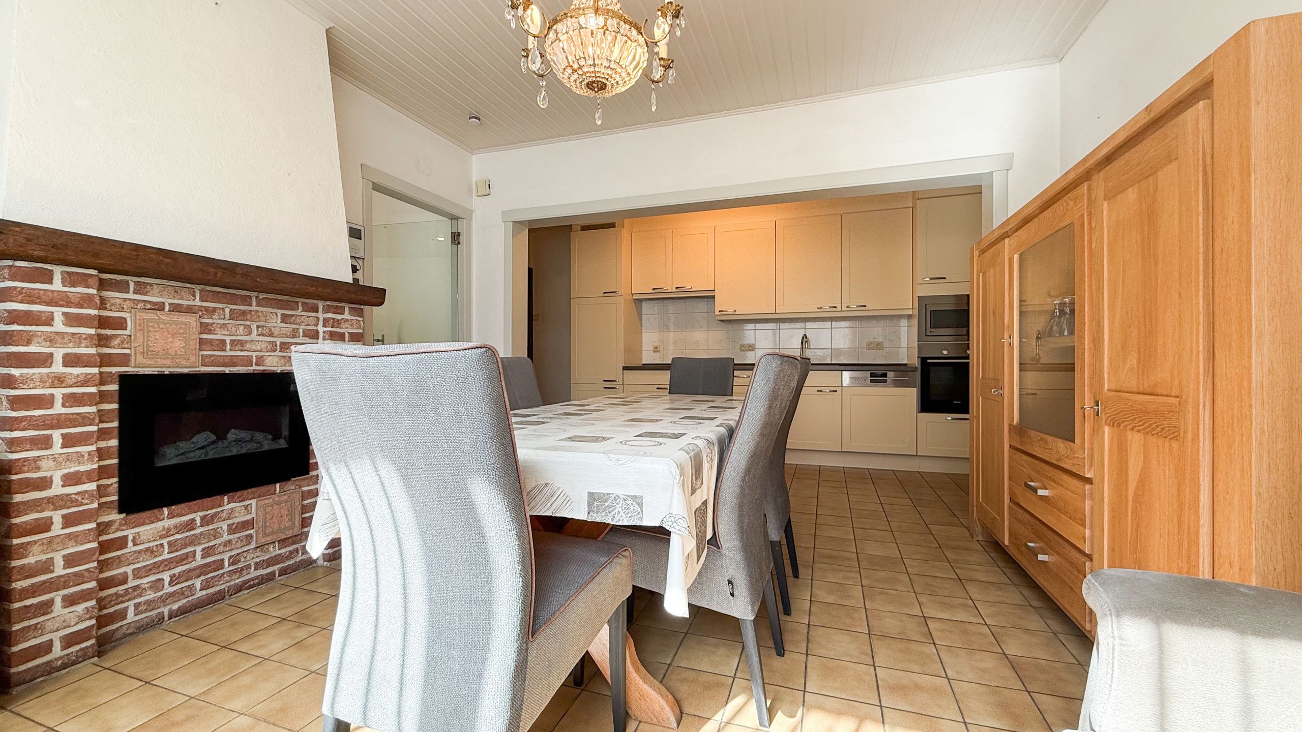 Instapklare, etagewoning te koop op rustige locatie in Zolder! foto 12