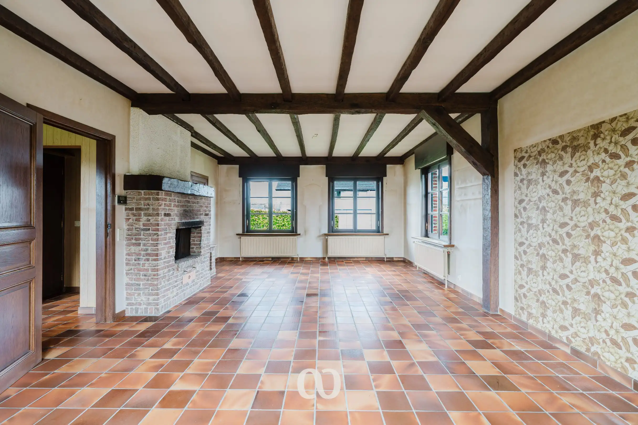 Prachtig gelegen gezinswoning met tuin en uitzicht in het centrum van Etikhove foto 3