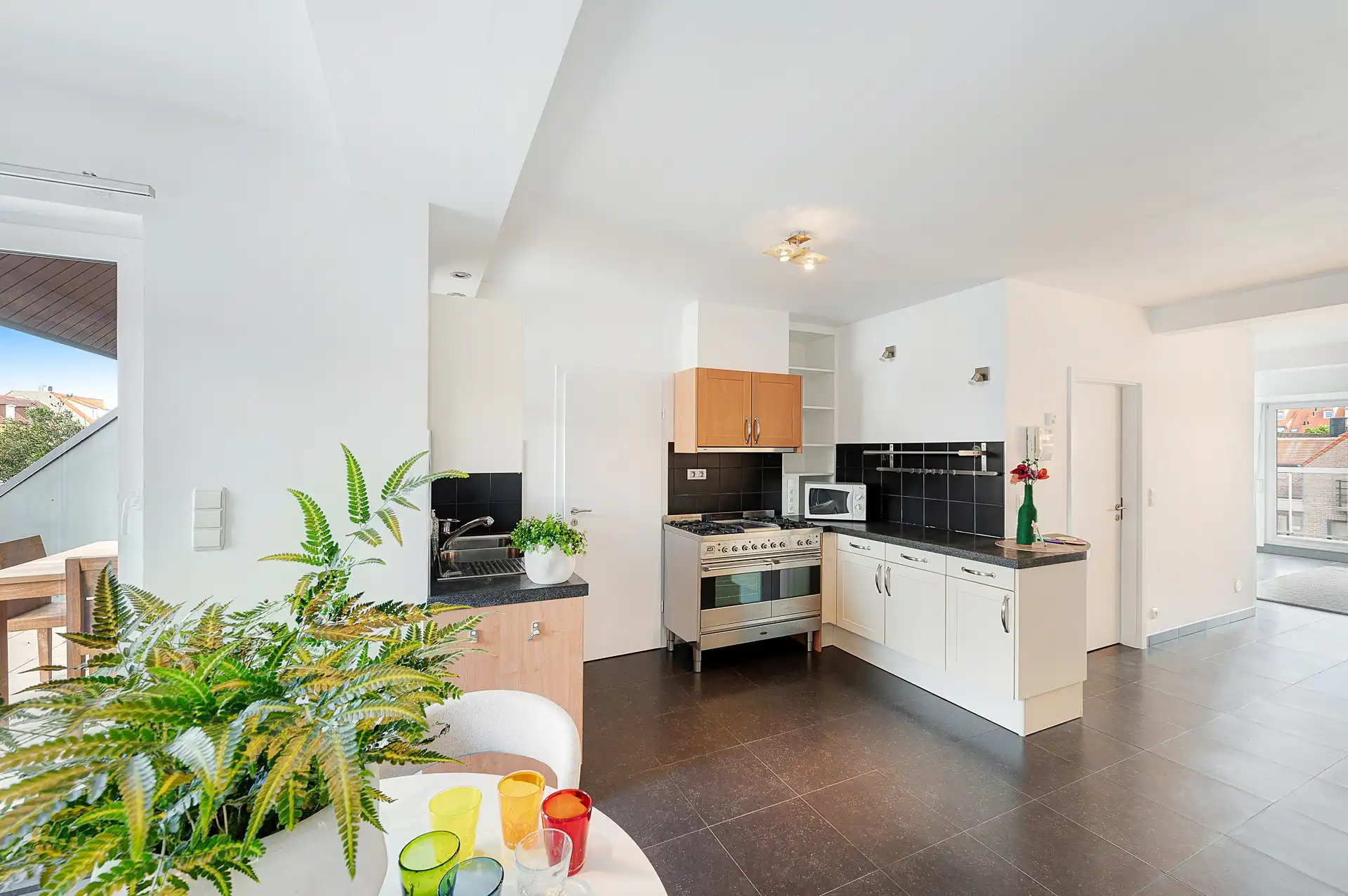 Ruim duplex appartement met zonnige terrassen in hartje Knokke foto 11