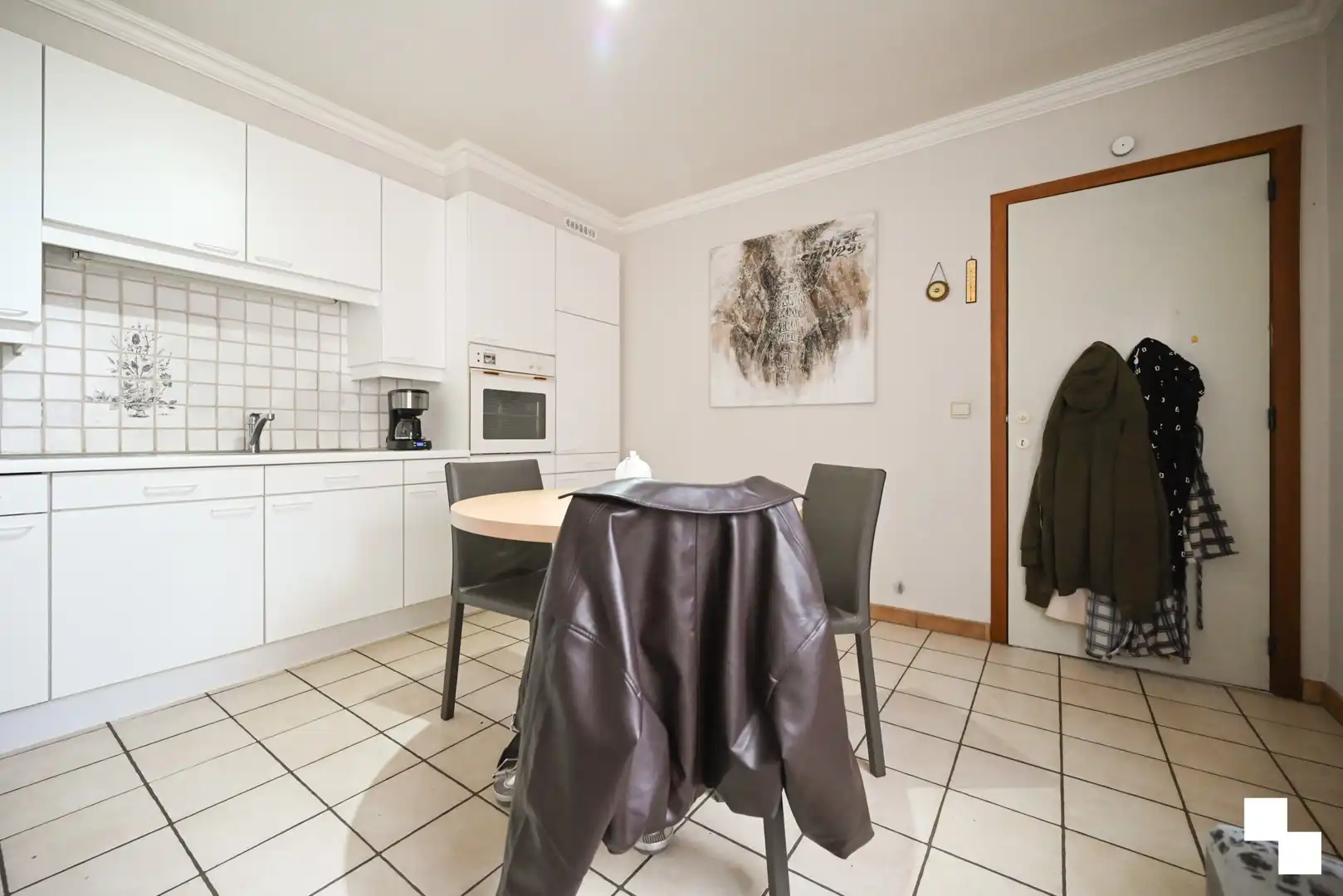 Zeer ruim appartement nabij de Grote Markt van Izegem foto 16