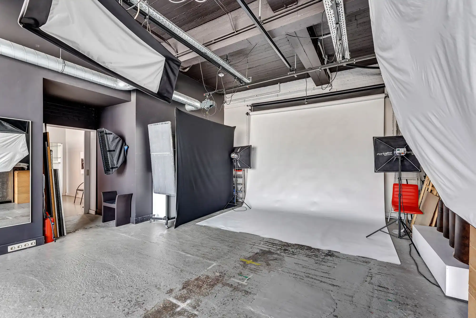 Uniek handelspand en exclusieve duplex te koop in Lennik! foto 8