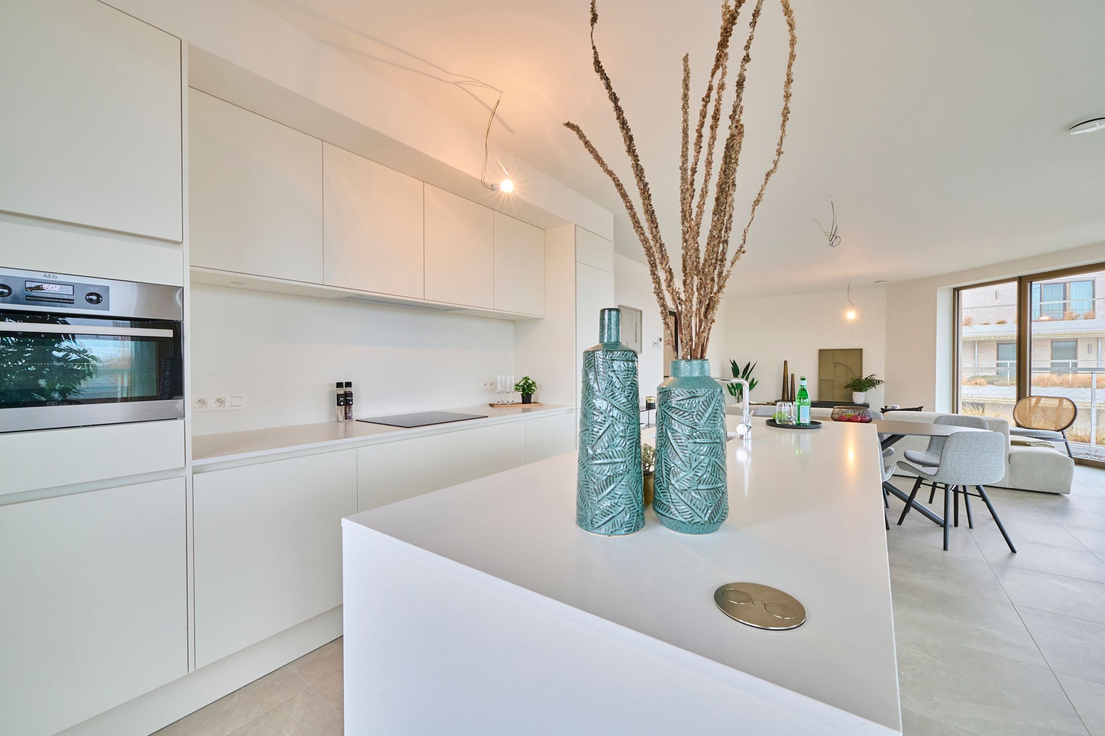 APPARTEMENT MET WINTERTUIN, 138m², 2 SLAAPKAMERS 2 BADKAMERS foto 3