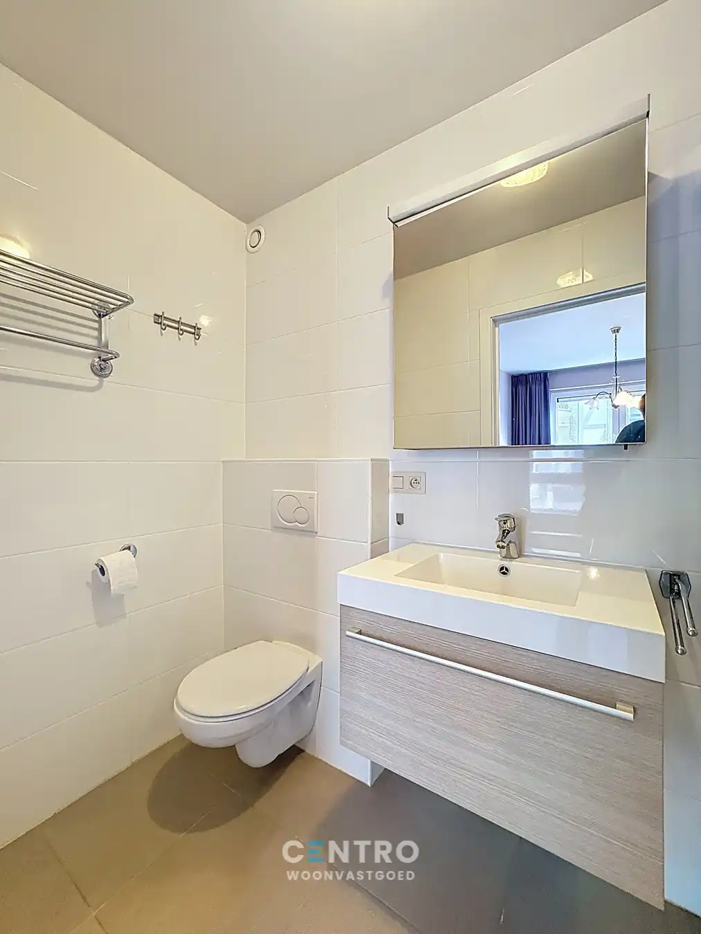 CENTRAAL gelegen appartement met 3 slpks en 2 badks! foto 8